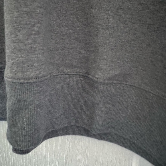 Gray and Cream Hyba NWOT Crewneck Colorblock Sweater. Ptp 28” 25”plus size - Picture 6 of 8